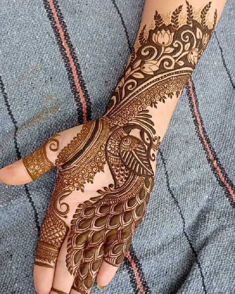 Mehandi designs14