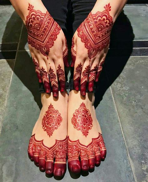 Mehandi designs30