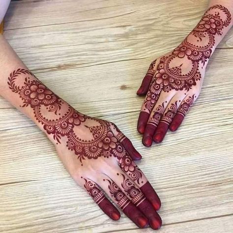 Mehandi designs31