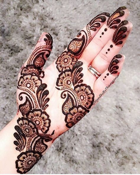 Mehandi designs47