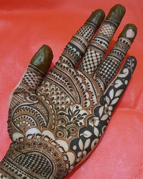 Mehandi designs8