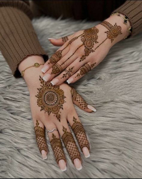 mehndi designs for fingers12