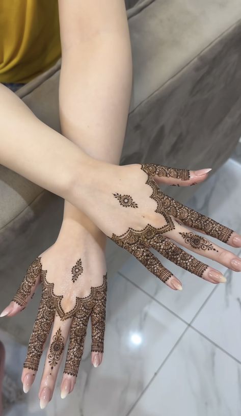 mehndi designs for fingers4