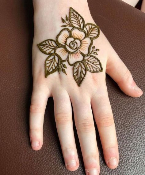 mehndi designs for kids11